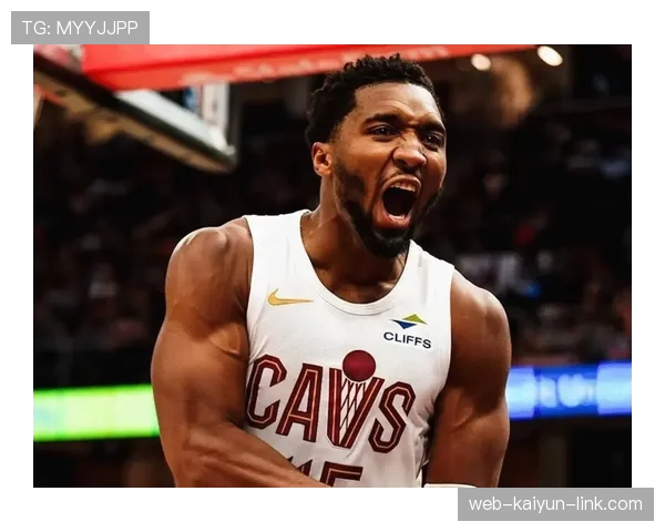 多诺万·米切尔单打效率提升显著 拉开与其他后卫得分差距