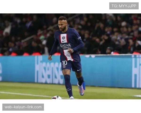 内马尔在巴黎圣日耳曼的核心地位为何始终难以确立？——领导权争议的深层解析